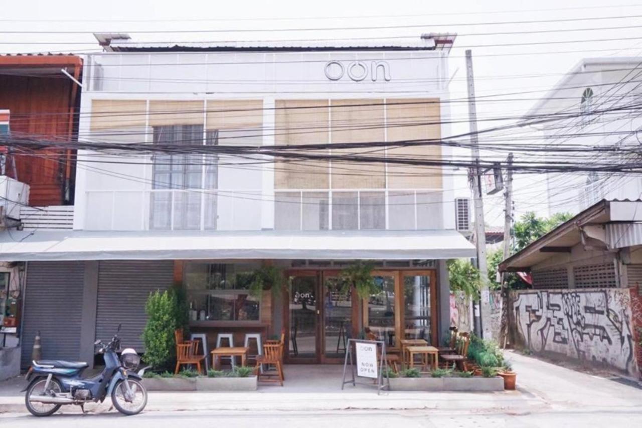 Oon Poshtel X Cafe Vandrehjem Chiang Mai Eksteriør billede